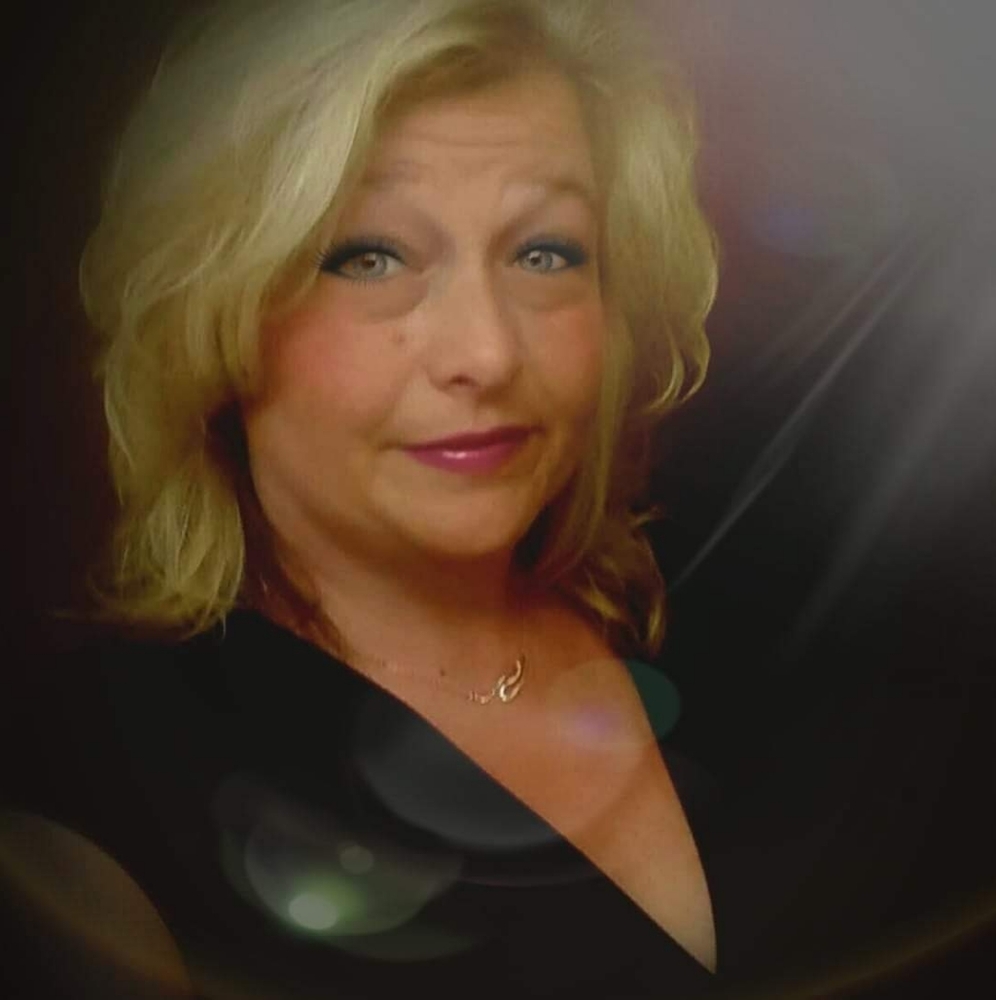 Meet your Posher, Pennie